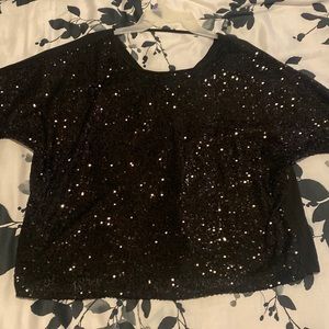 Sparkly black top!